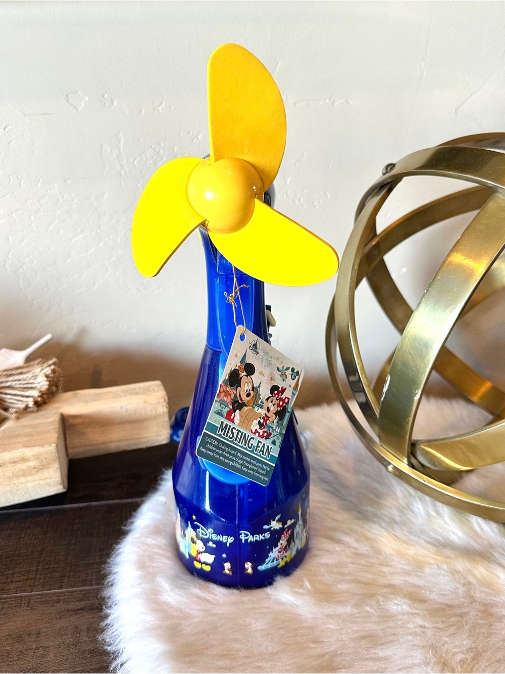 New with tags- Disney Parks Misting Fan